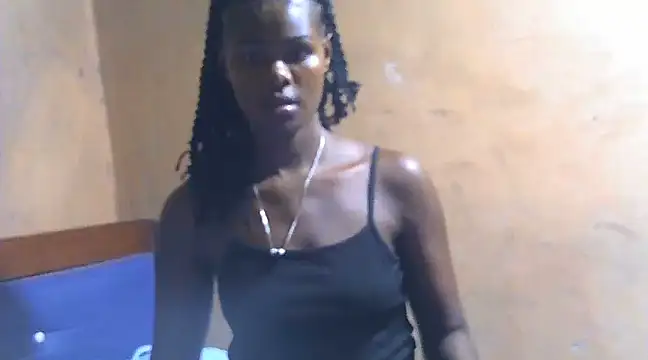 Snapshot of sexy_carolyne chatting on 02-11-25, 01:51 sexy carolyne online show from 02-11-25, 01:51