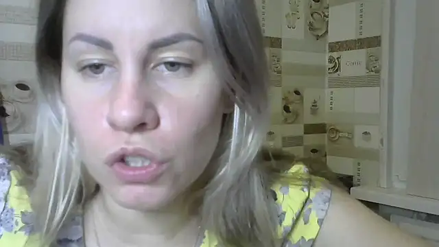 TherestlessKitty online show from 12-24-24, 06:00