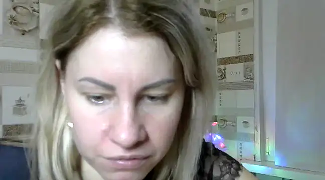 TherestlessKitty online show from 01-05-25, 09:37