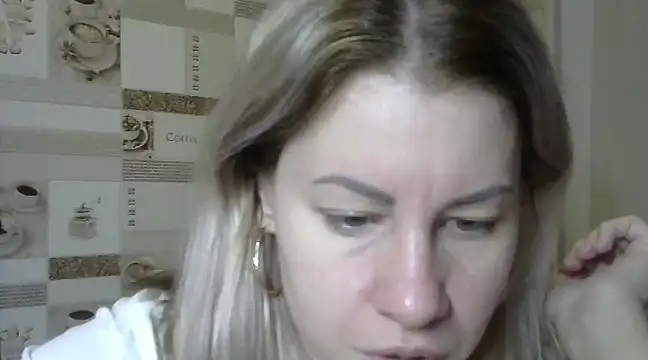 TherestlessKitty online show from 01-13-25, 07:00