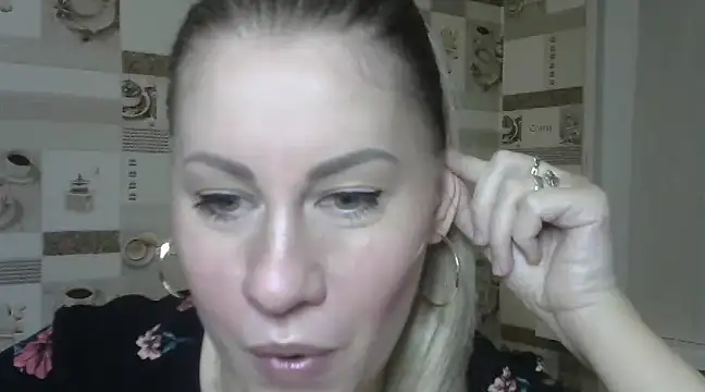 TherestlessKitty online show from 01-22-25, 07:03