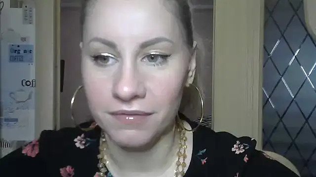 TherestlessKitty online show from 03-05-25, 06:01