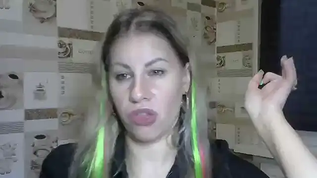 TherestlessKitty online show from 09-19-25, 06:04