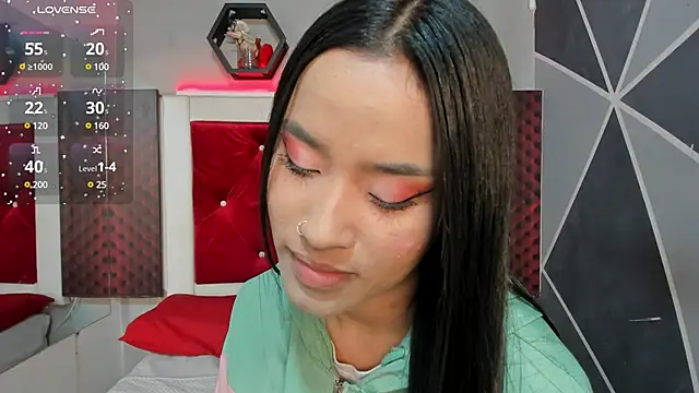 Snapshot of Karoll014 chatting on 02-13-25, 11:50 Karoll014 online show from 02-13-25, 11:50