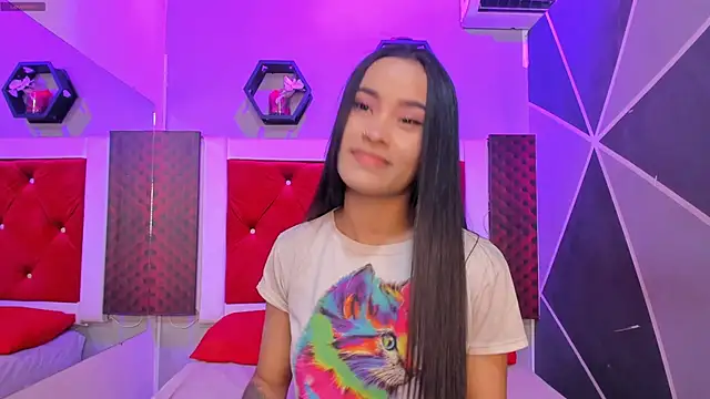 Snapshot of Karoll014 chatting on 09-26-25, 11:25 Karoll014 online show from 09-26-25, 11:25