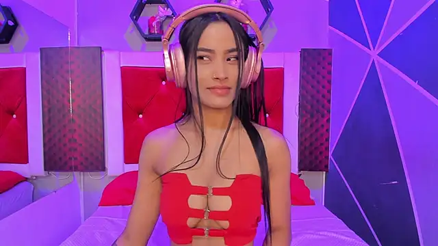 Snapshot of Karoll014 chatting on 10-06-25, 11:51 Karoll014 online show from 10-06-25, 11:51