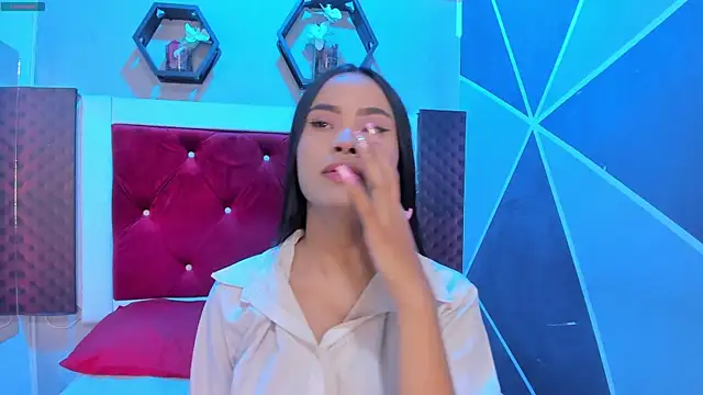 Snapshot of Karoll014 chatting on 10-09-25, 11:52 Karoll014 online show from 10-09-25, 11:52