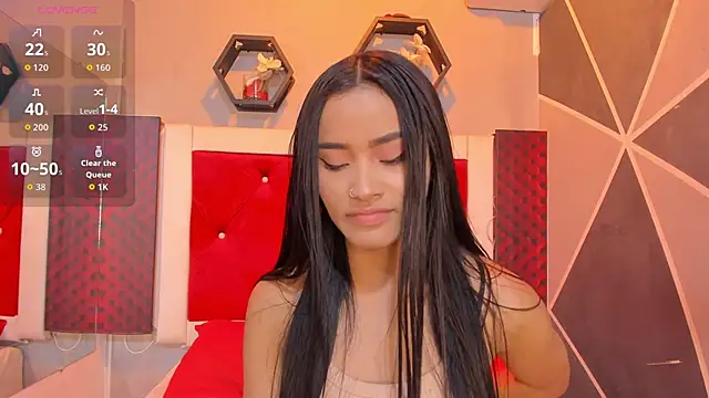 Snapshot of Karoll014 chatting on 10-23-25, 02:27 Karoll014 online show from 10-23-25, 02:27