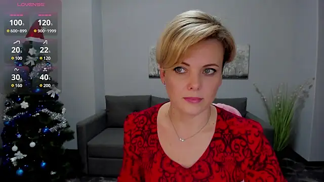 Julia Wilsone online show from 12-26-24, 11:10