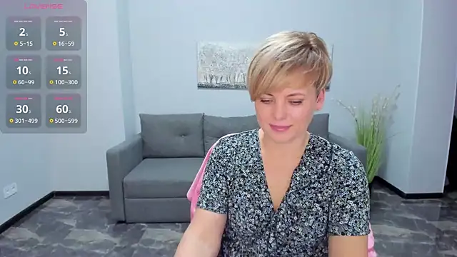 Julia Wilsone online show from 02-05-25, 03:52