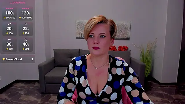 Julia Wilsone online show from 02-19-25, 01:28