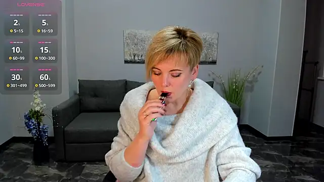 Julia Wilsone online show from 01-17-26, 07:13