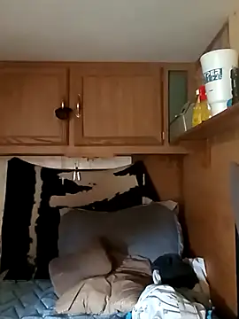 Snapshot of tjmacksjr chatting on 11-13-25, 05:34 tjmacksjr online show from 11-13-25, 05:34