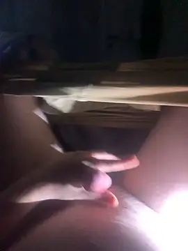 Snapshot of Erenn34 chatting on 09-25-25, 11:30 Erenn34 online show from 09-25-25, 11:30