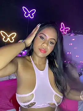 Snapshot of AlisonHoot69 chatting on 01-31-25, 03:41 AlisonHoot69 online show from 01-31-25, 03:41