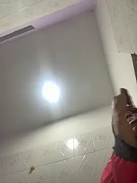 Snapshot of AlisonHoot69 chatting on 09-23-25, 12:46 AlisonHoot69 online show from 09-23-25, 12:46