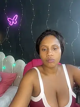 Snapshot of AlisonHoot69 chatting on 10-27-25, 03:54 AlisonHoot69 online show from 10-27-25, 03:54