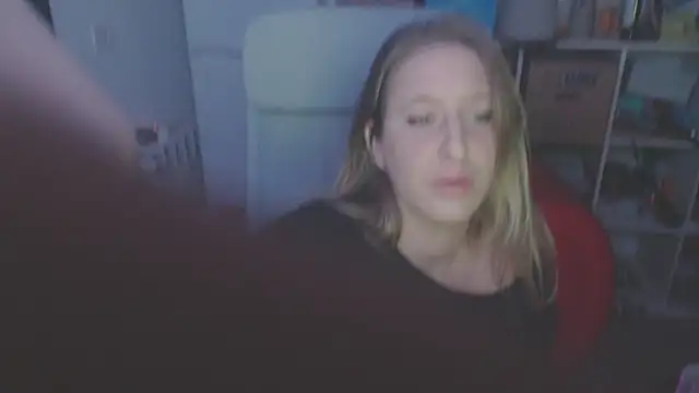 Pinkyladyxxx online show from 02-06-25, 11:37