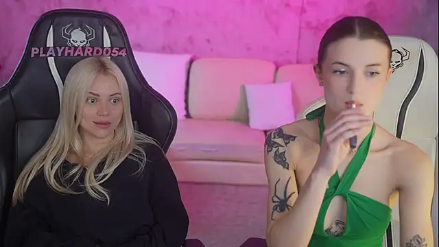 Snapshot of Britney054 chatting on 02-05-26, 03:49 Britney054 online show from 02-05-26, 03:49