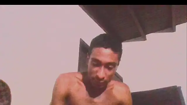 Snapshot of Jose_Smoke chatting on 03-01-25, 04:26 Jose Smoke online show from 03-01-25, 04:26