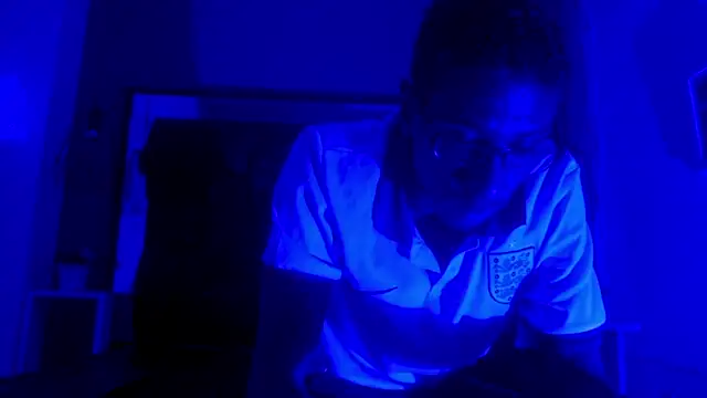 Snapshot of Jose_Smoke chatting on 03-09-25, 01:14 Jose Smoke online show from 03-09-25, 01:14