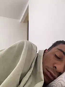 Snapshot of Jose_Smoke chatting on 03-22-25, 02:47 Jose Smoke online show from 03-22-25, 02:47