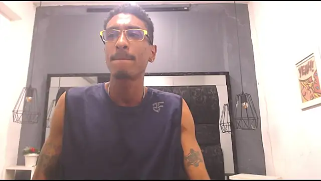 Snapshot of Jose_Smoke chatting on 09-14-25, 02:54 Jose Smoke online show from 09-14-25, 02:54