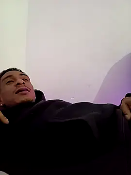 Snapshot of Jose_Smoke chatting on 09-20-25, 08:48 Jose Smoke online show from 09-20-25, 08:48