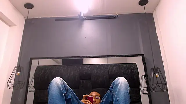 Snapshot of Jose_Smoke chatting on 10-01-25, 03:45 Jose Smoke online show from 10-01-25, 03:45