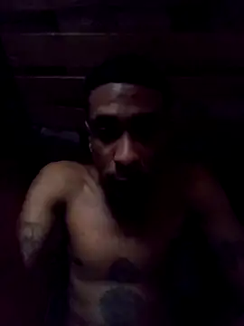 Snapshot of Jose_Smoke chatting on 10-22-25, 10:09 Jose Smoke online show from 10-22-25, 10:09