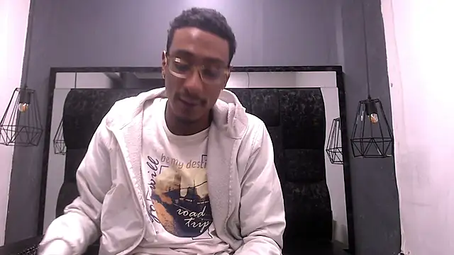 Snapshot of Jose_Smoke chatting on 10-23-25, 10:14 Jose Smoke online show from 10-23-25, 10:14