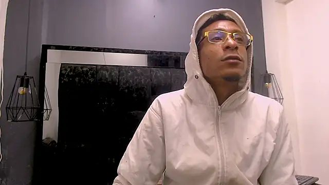 Snapshot of Jose_Smoke chatting on 12-05-25, 10:13 Jose Smoke online show from 12-05-25, 10:13