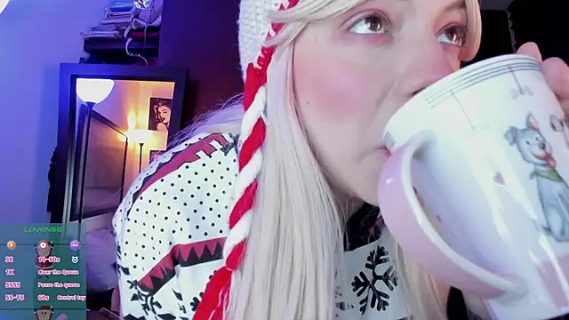 Snapshot of Irinaa_Scarlett chatting on 12-26-24, 11:24 Irinaa Scarlett online show from 12-26-24, 11:24