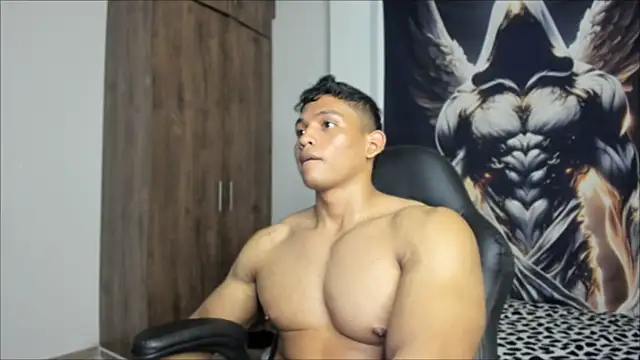 Snapshot of tom_beasley chatting on 01-31-25, 04:36 tom beasley online show from 01-31-25, 04:36