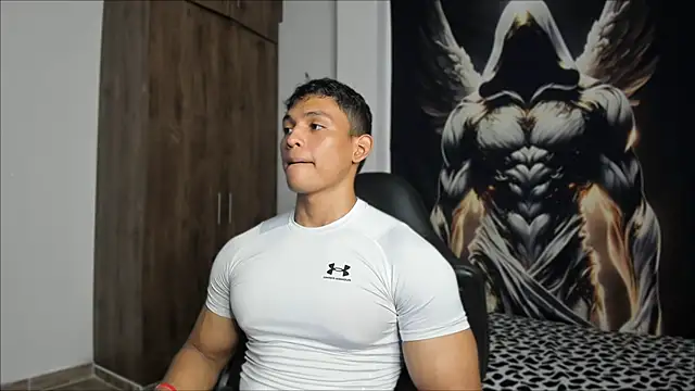 Snapshot of tom_beasley chatting on 02-07-25, 05:18 tom beasley online show from 02-07-25, 05:18