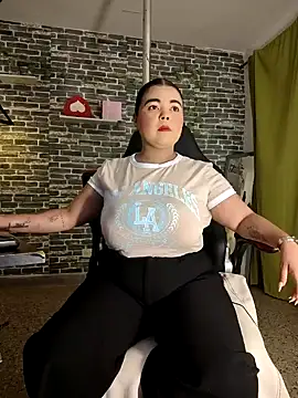 Snapshot of iam_samy_ chatting on 02-04-25, 11:49 iam samy online show from 02-04-25, 11:49