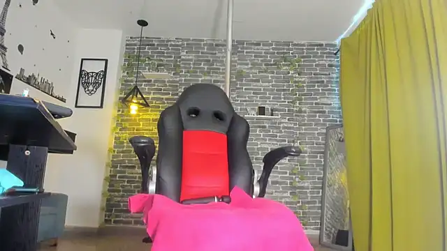 Snapshot of iam_samy_ chatting on 02-10-25, 06:03 iam samy online show from 02-10-25, 06:03