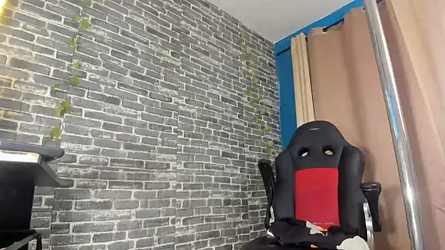 Snapshot of iam_samy_ chatting on 11-04-25, 11:31 iam samy online show from 11-04-25, 11:31