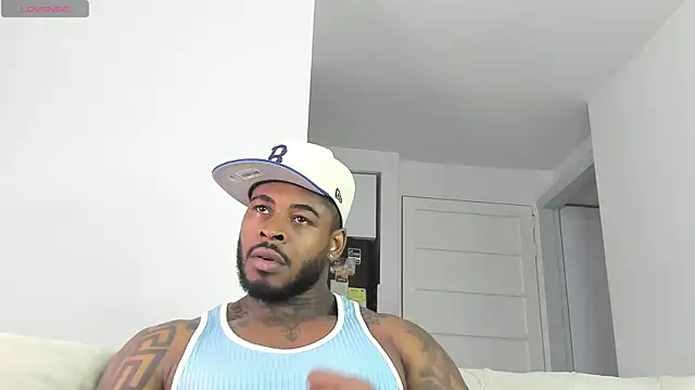 Makonneen online show from 07-25-26, 02:09