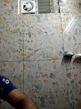 Snapshot of hairy_gun chatting on 03-13-25, 09:05 hairy gun online show from 03-13-25, 09:05