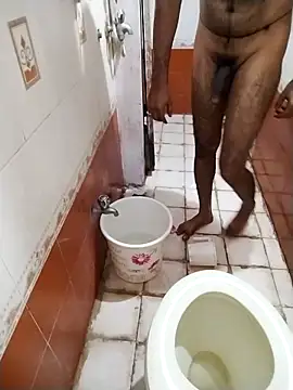 Snapshot of hairy_gun chatting on 09-23-25, 05:43 hairy gun online show from 09-23-25, 05:43