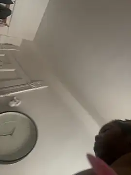 Snapshot of Goddess_Nafeesha chatting on 10-14-25, 03:24 Goddess Nafeesha online show from 10-14-25, 03:24