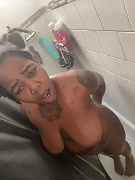 Snapshot of Goddess_Nafeesha chatting on 11-25-25, 06:08 Goddess Nafeesha online show from 11-25-25, 06:08