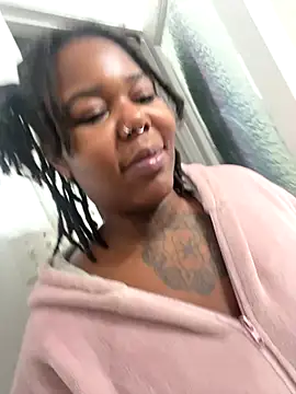 Snapshot of Goddess_Nafeesha chatting on 12-15-25, 08:51 Goddess Nafeesha online show from 12-15-25, 08:51