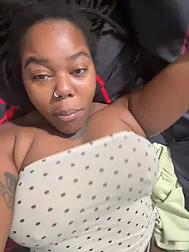 Snapshot of Goddess_Nafeesha chatting on 01-16-26, 01:42 Goddess Nafeesha online show from 01-16-26, 01:42