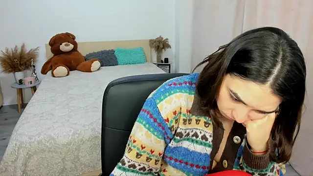 Alexa Dolly12 online show from 03-04-25, 08:57