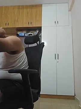 Hornie small Dick01 online show from 03-11-26, 12:22