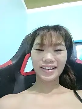 Snapshot of Lonalysexy chatting on 05-19-26, 01:33 Lonalysexy online show from 05-19-26, 01:33