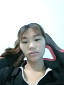 Snapshot of Lonalysexy chatting on 05-20-26, 02:18 Lonalysexy online show from 05-20-26, 02:18