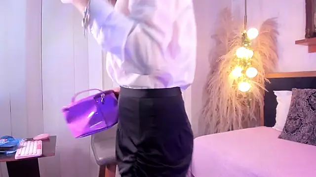 Alice milf  online show from 01-21-25, 02:15